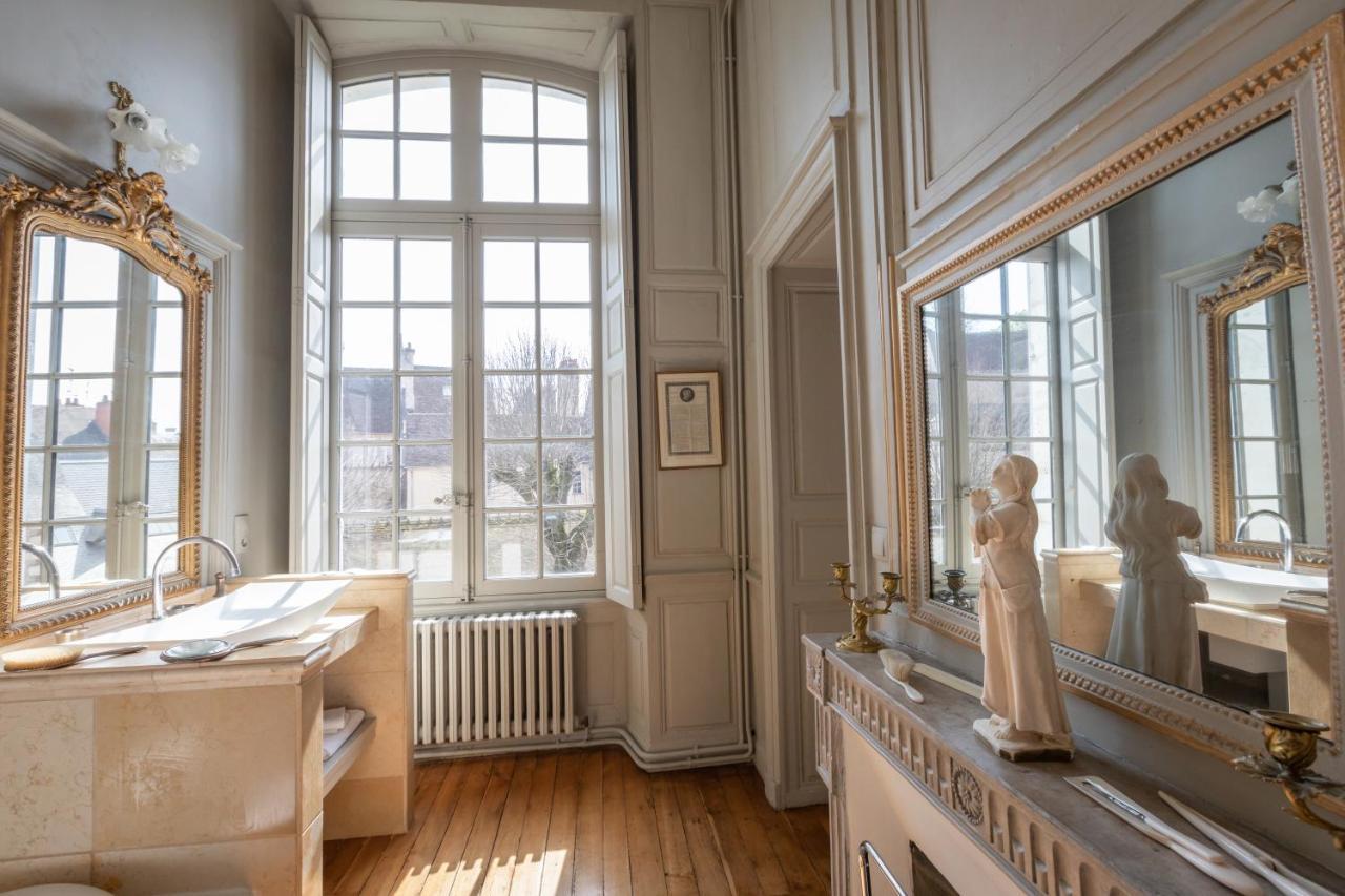 L'Hotel De Panette, Un Exceptionnel Chateau En Coeur De Ville Bourges Buitenkant foto